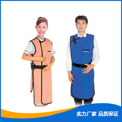 正穿無(wú)袖鉛防護(hù)服